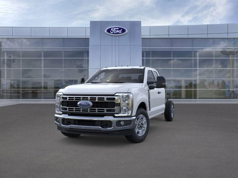 2026 Ford F-350SD XLT 168 WB