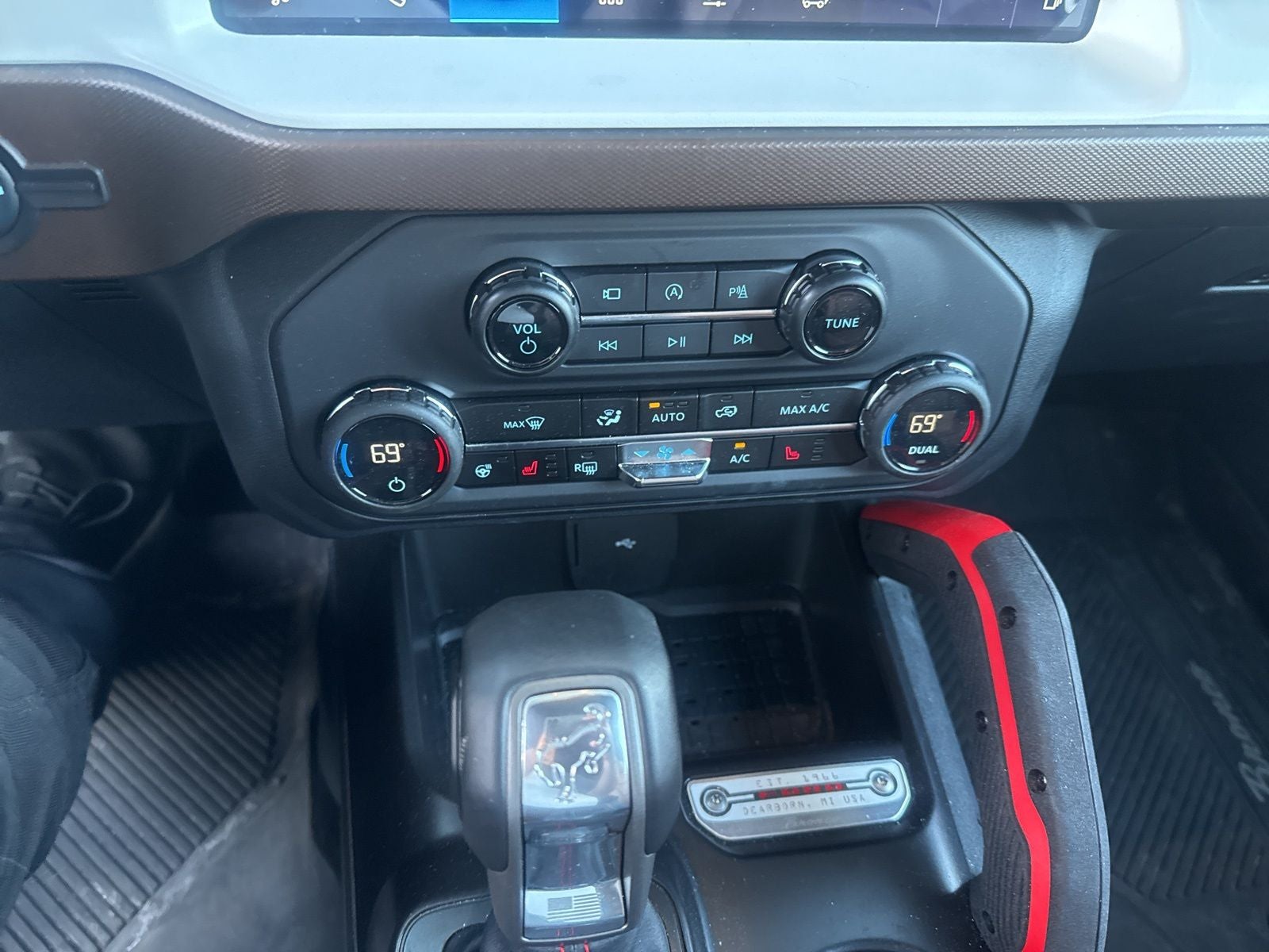 2024 Ford Bronco Heritage Limited Edition