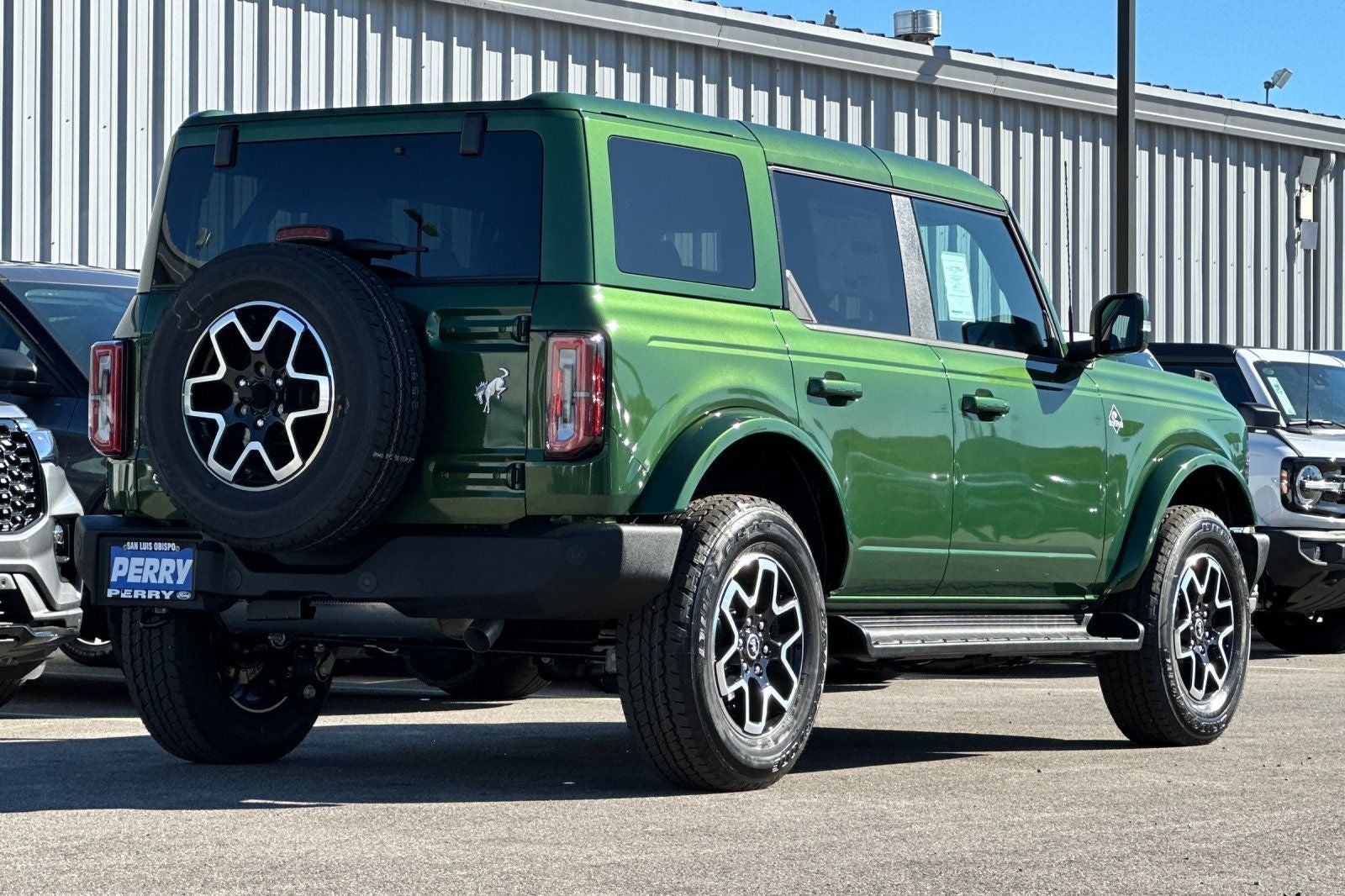 2025 Ford Bronco Outer Banks