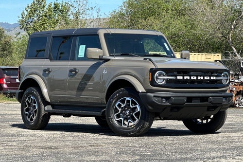 2026 Ford Bronco Outer Banks