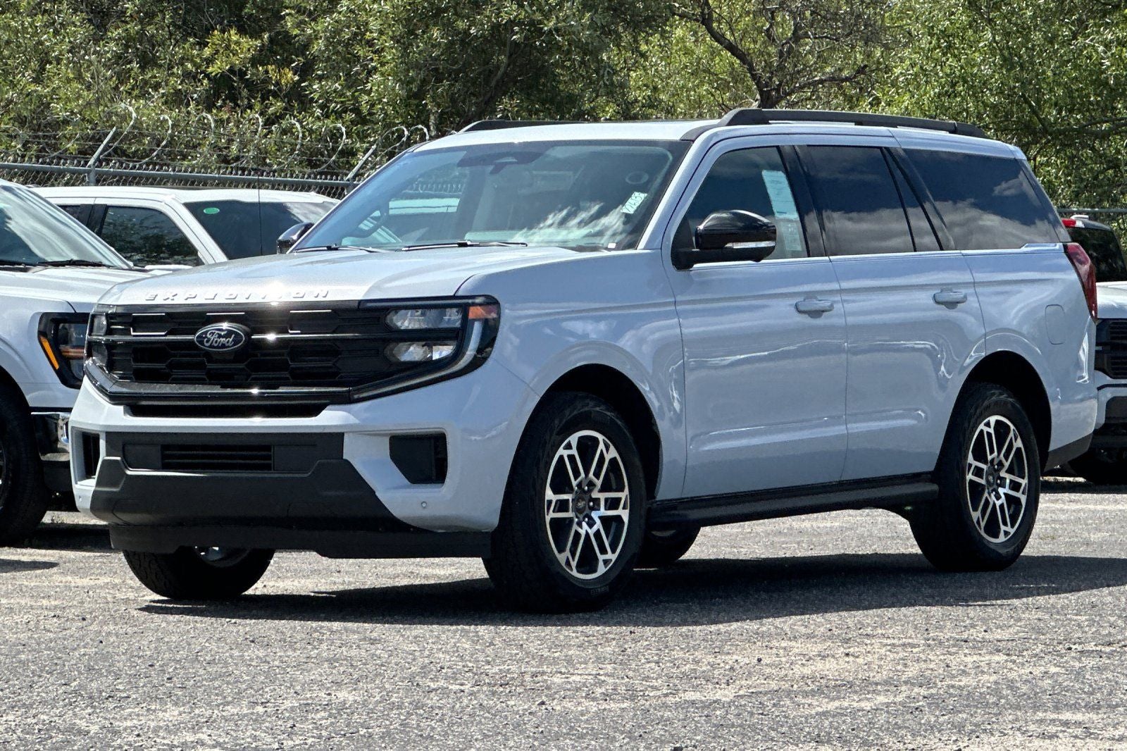 2026 Ford Expedition Active