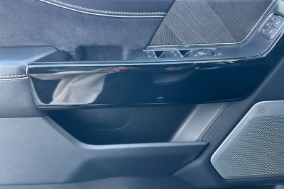 2022 Ford F-150 Lightning Platinum