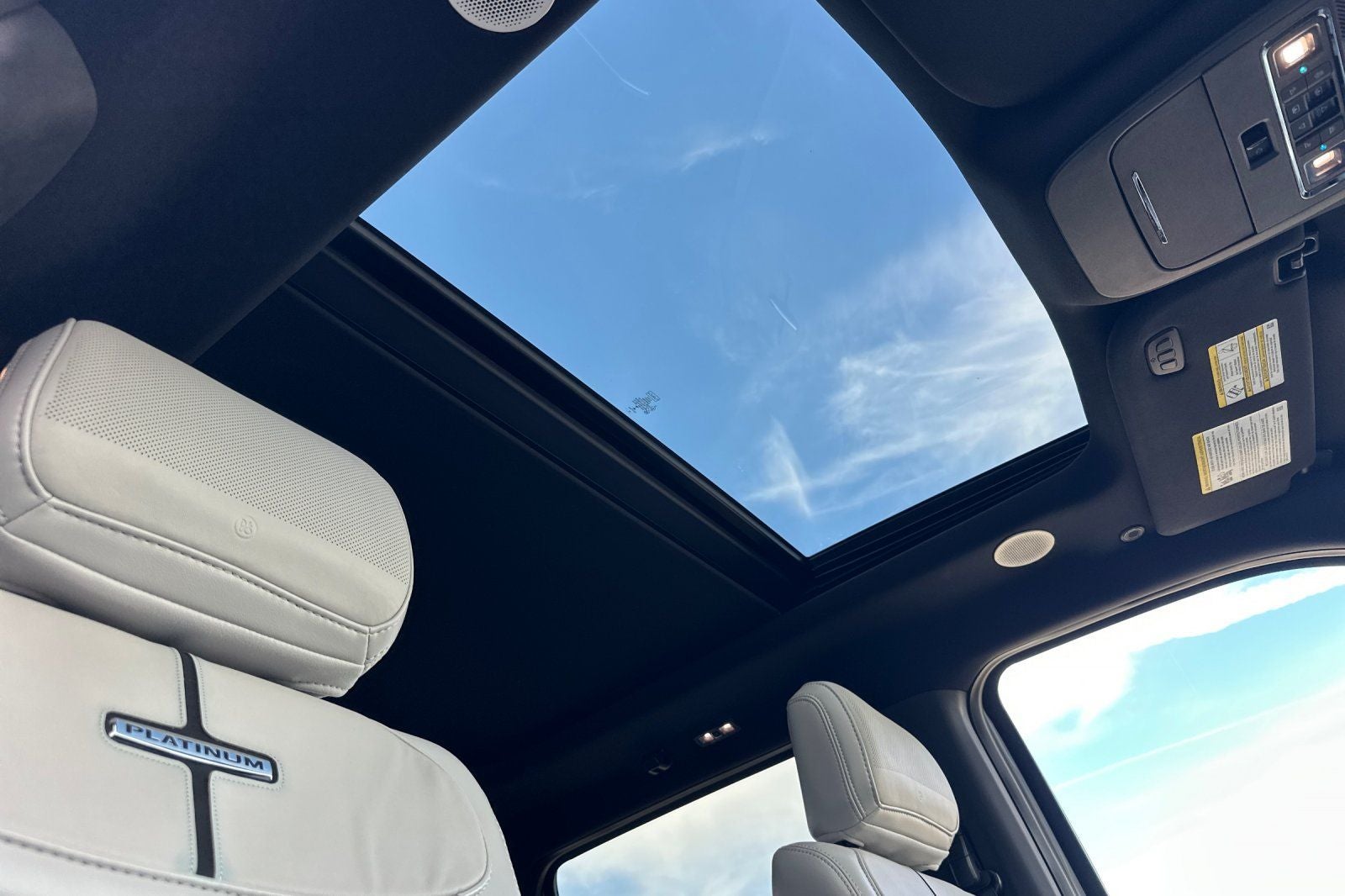 2022 Ford F-150 Lightning Platinum