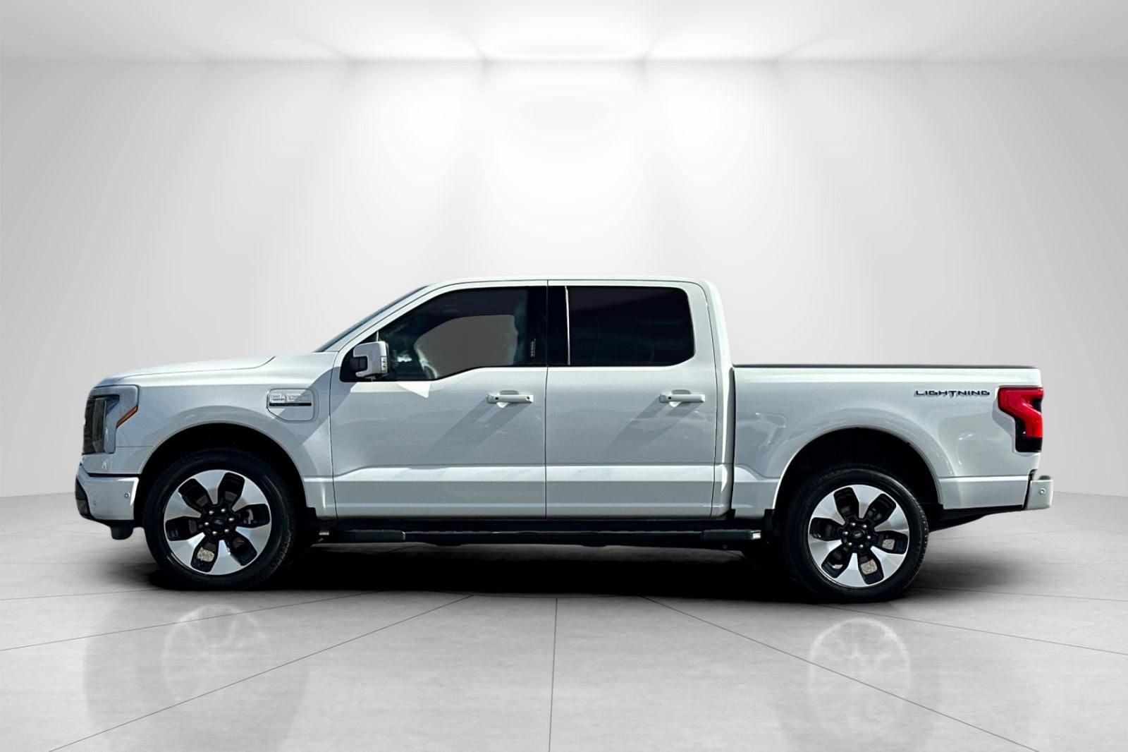 2022 Ford F-150 Lightning Platinum