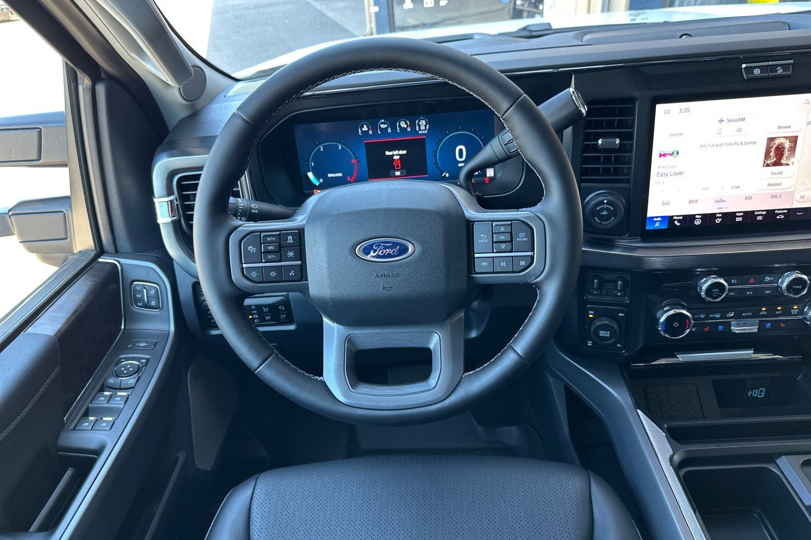 2025 Ford F-350SD Lariat