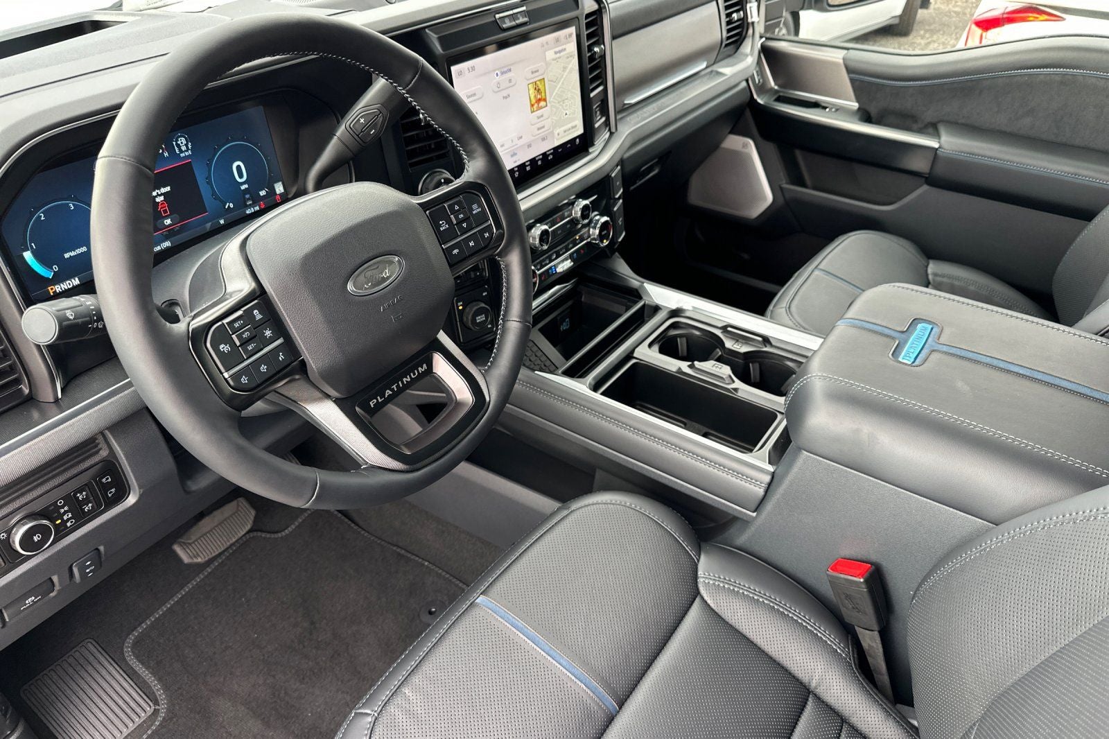 2026 Ford F-350SD Platinum DRW