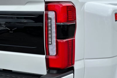 2026 Ford F-350SD Platinum DRW