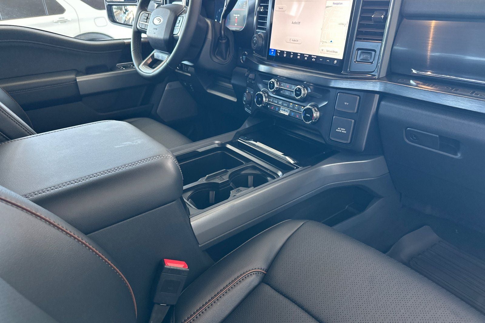 2026 Ford F-350SD Lariat DRW