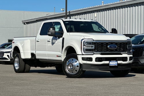 2026 Ford F-450SD Platinum DRW