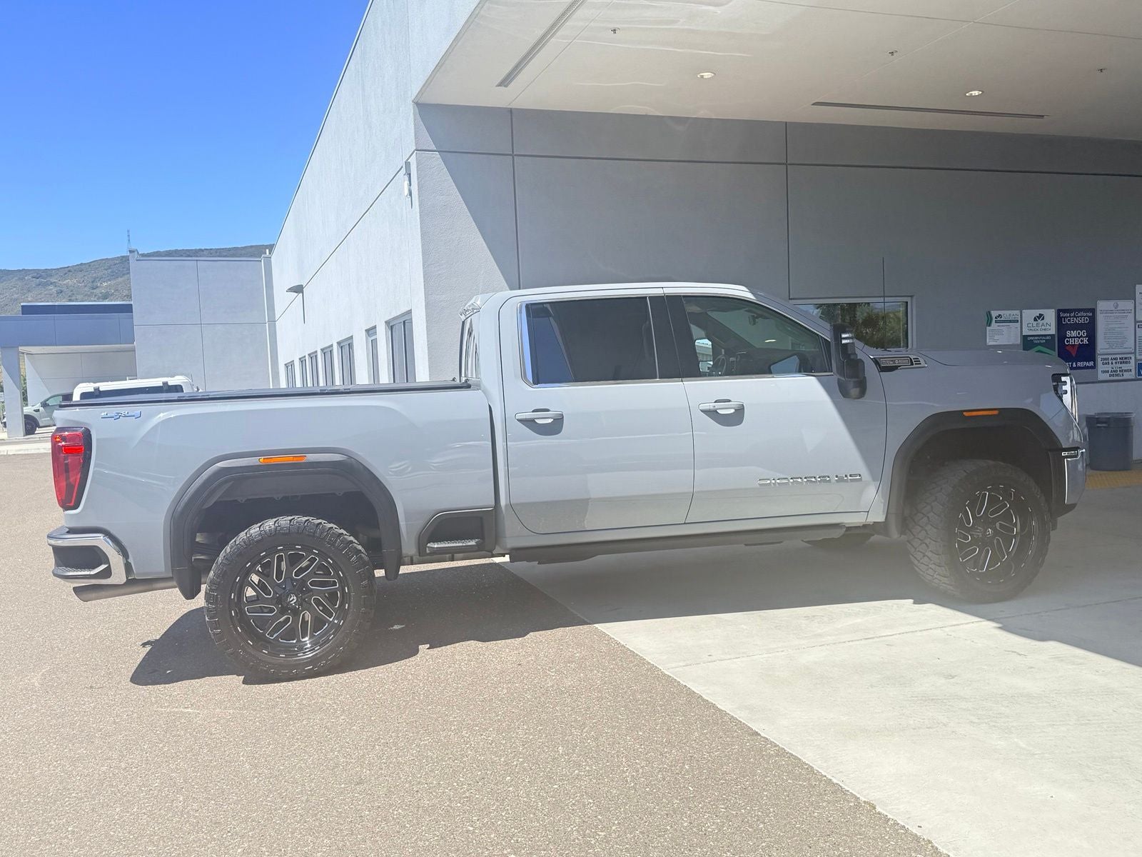 2024 GMC Sierra 2500HD SLE