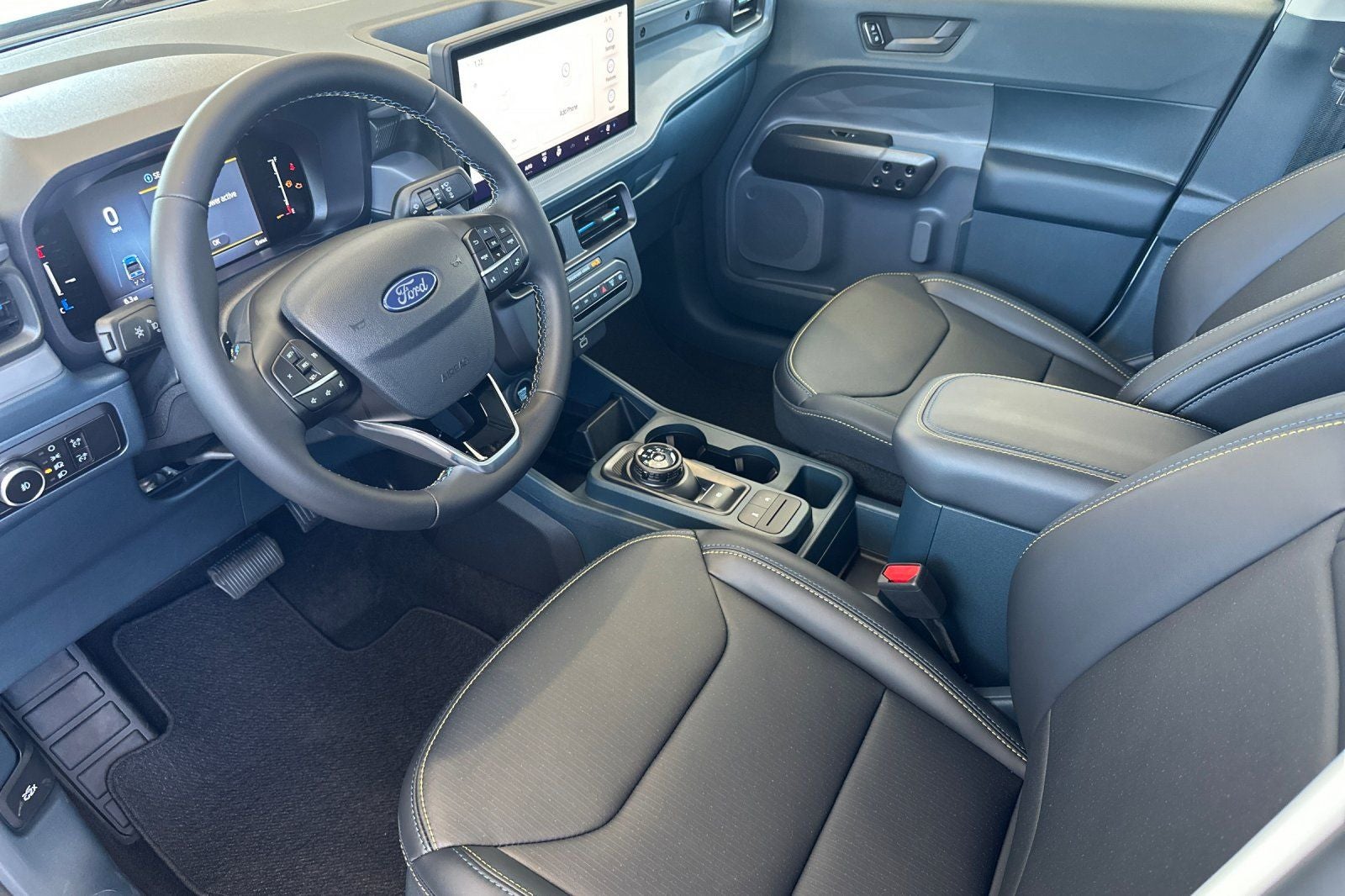 2025 Ford Maverick Lobo Standard