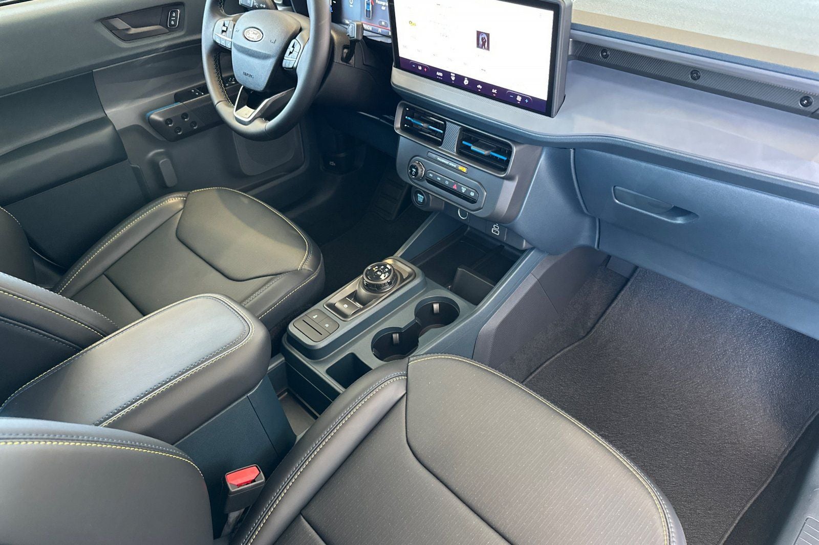 2025 Ford Maverick Lobo Standard