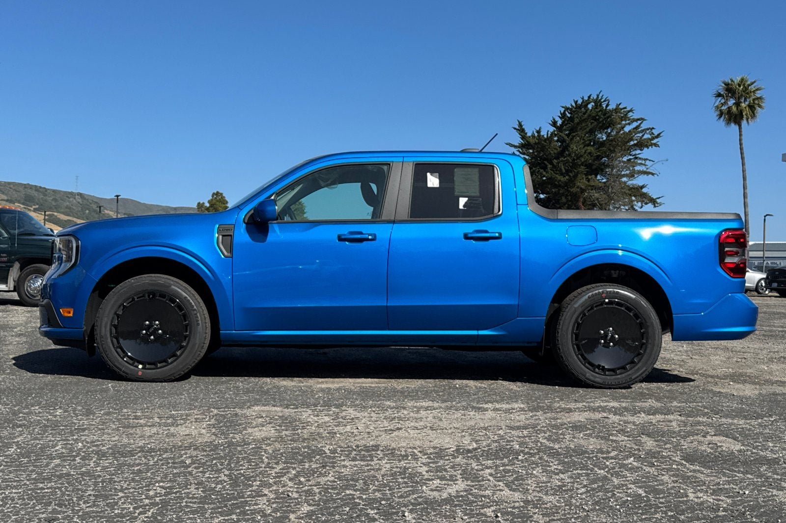 2025 Ford Maverick Lobo Standard