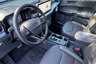 2025 Ford Maverick Lobo Standard