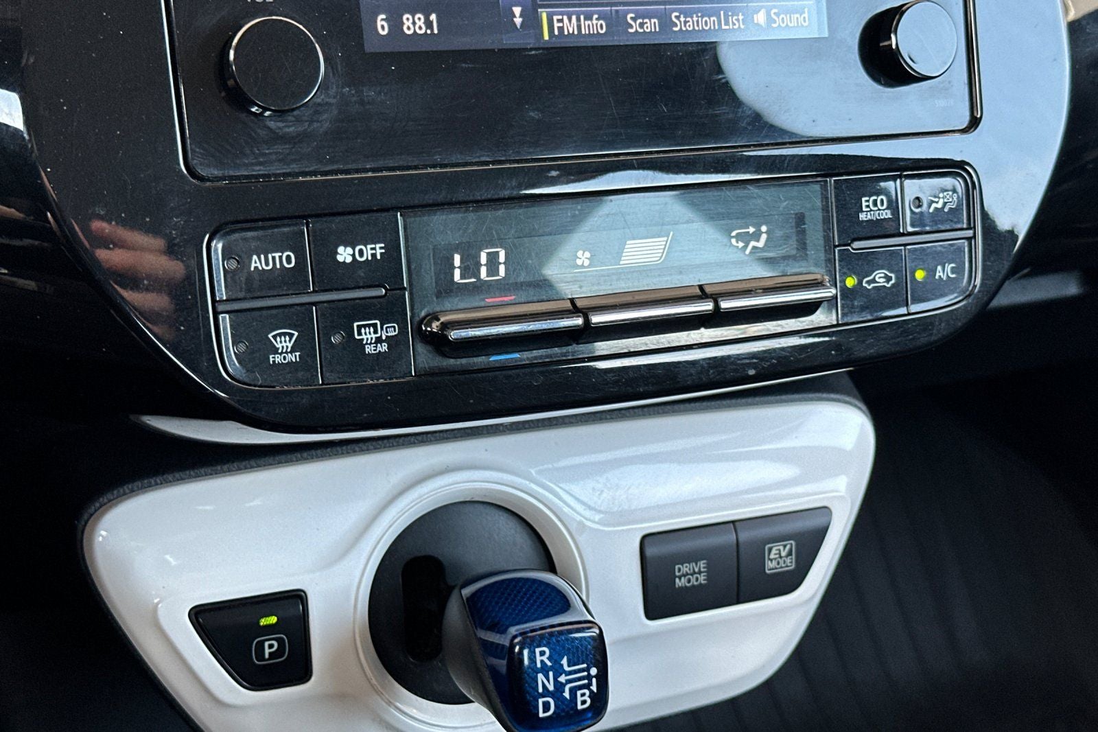 2017 Toyota Prius Two