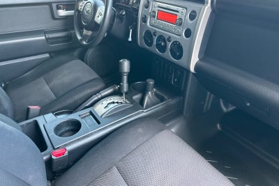 2014 Toyota FJ Cruiser Base