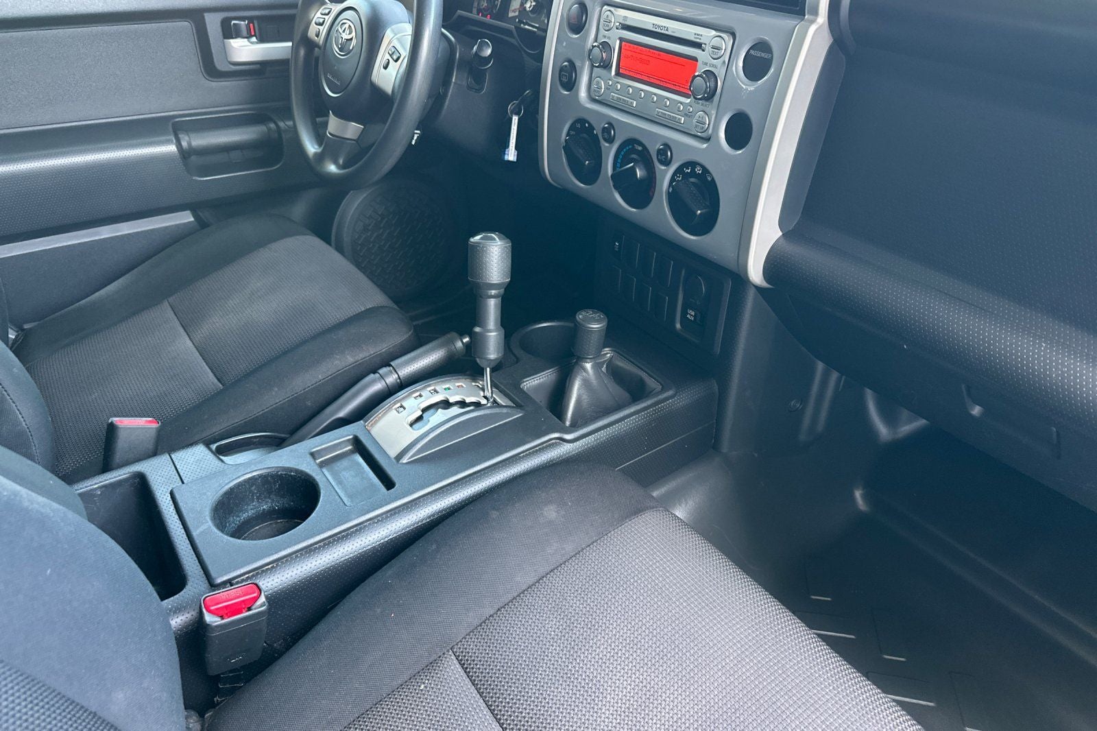 2014 Toyota FJ Cruiser Base