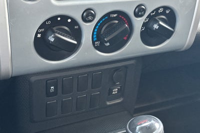 2014 Toyota FJ Cruiser Base