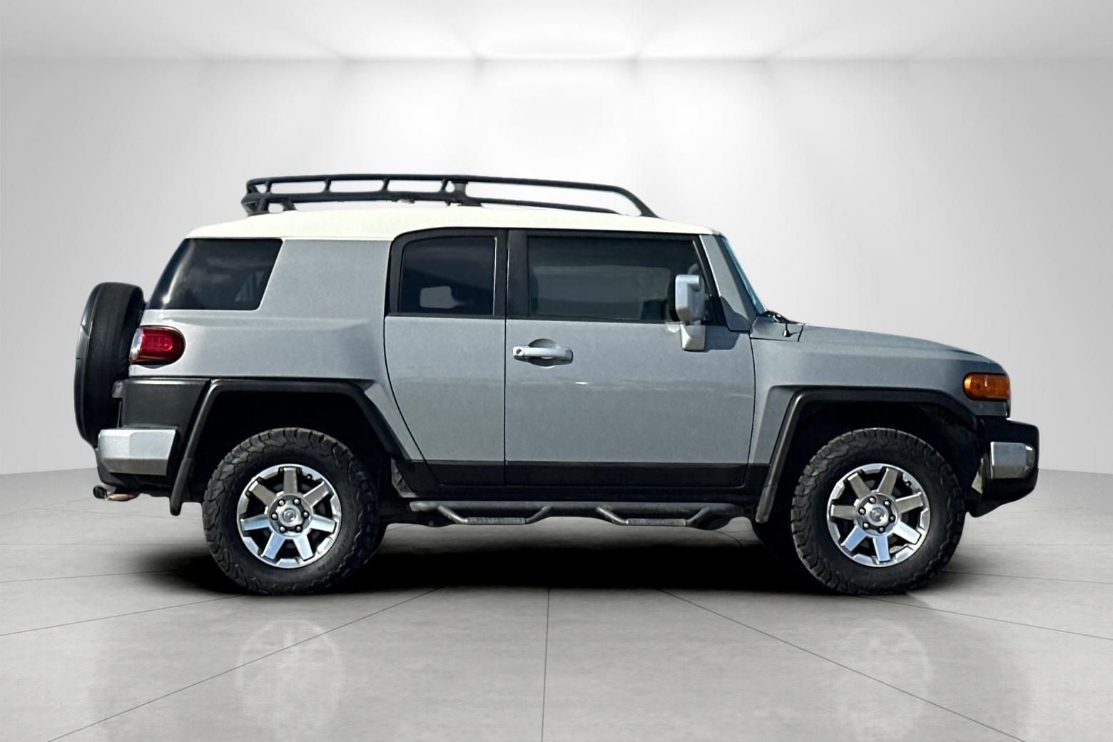 2014 Toyota FJ Cruiser Base