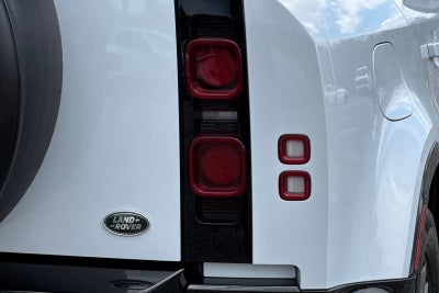 2023 Land Rover Defender 110 X-Dynamic SE