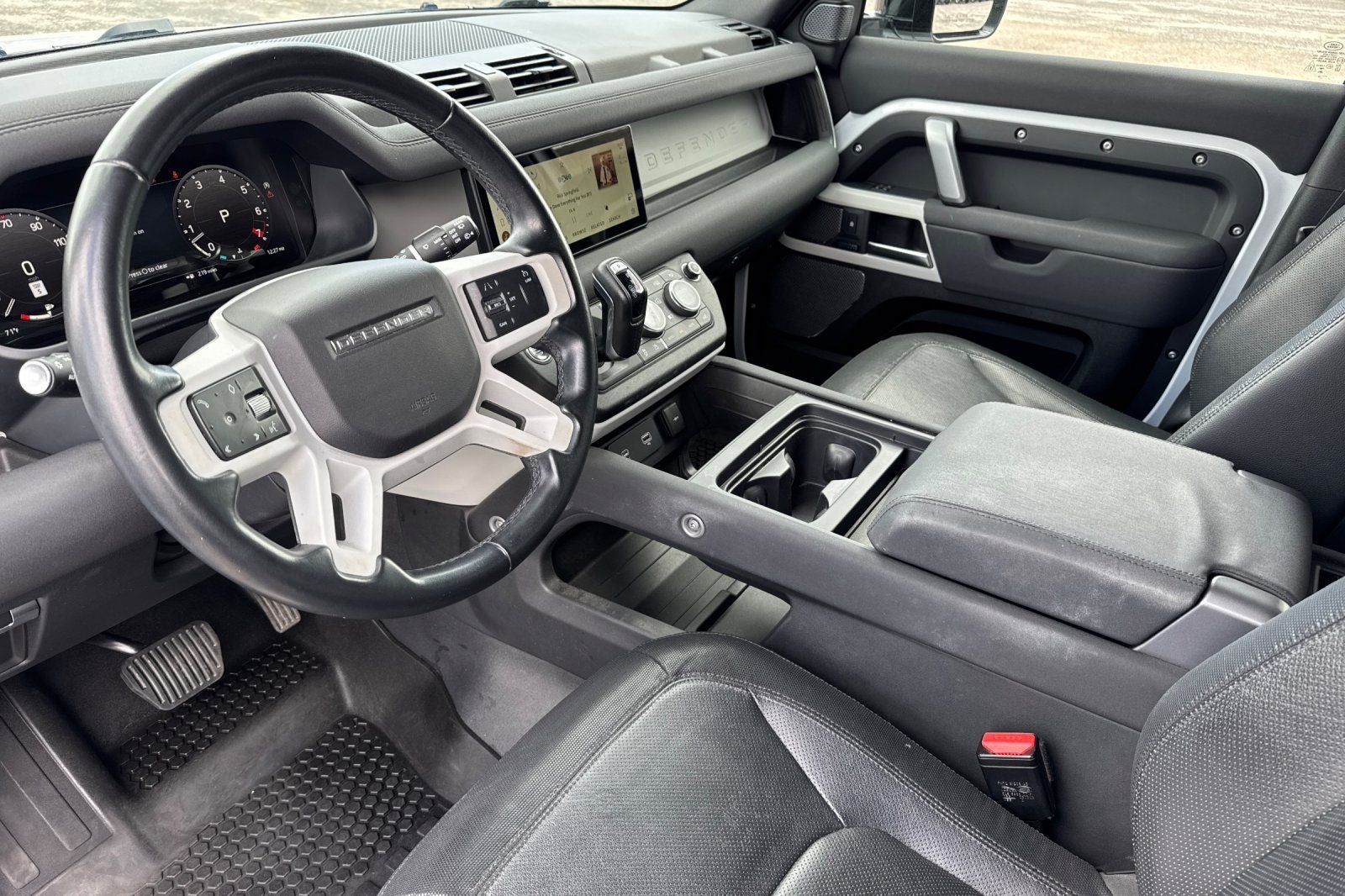 2023 Land Rover Defender 110 X-Dynamic SE