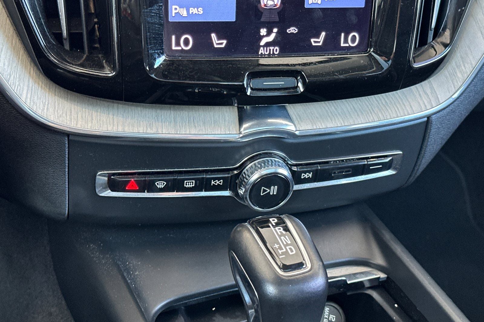 2021 Volvo XC60 T5 Inscription