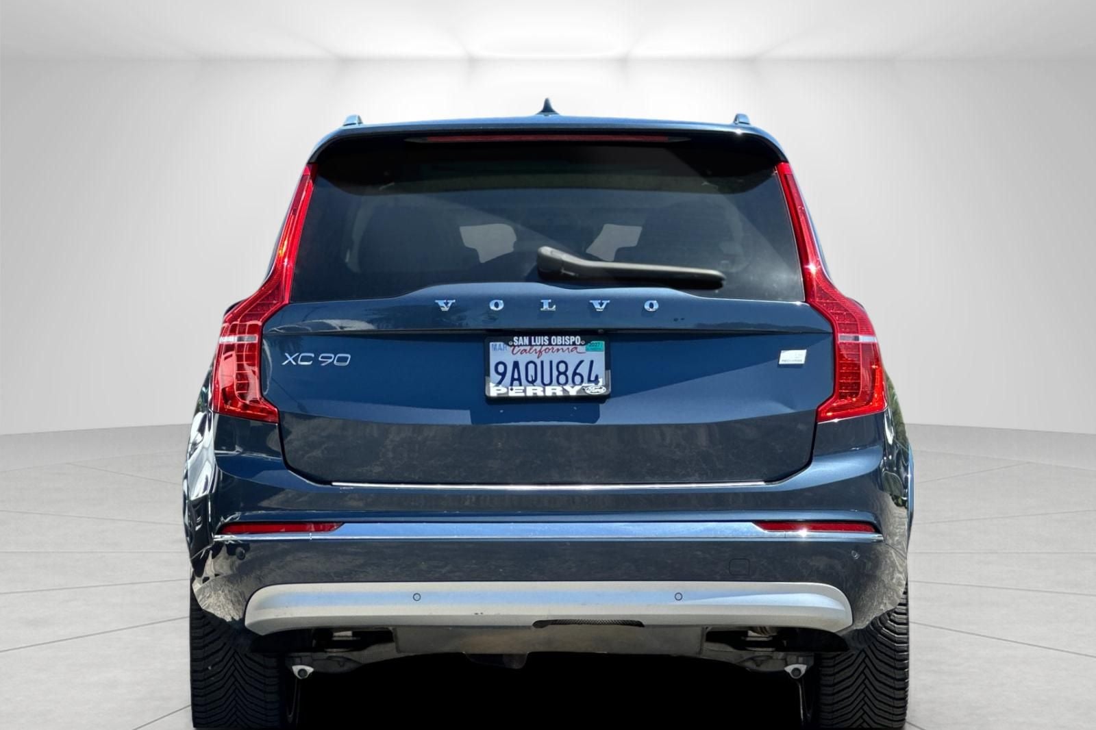 2022 Volvo XC90 Recharge Plug-In Hybrid T8 Inscription 7 Passenger