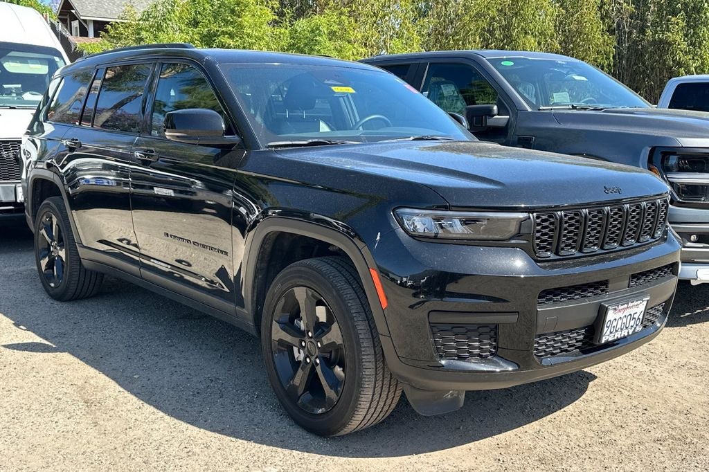 2023 Jeep Grand Cherokee L Altitude