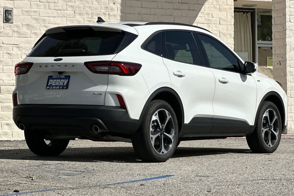2025 Ford Escape ST-Line Select