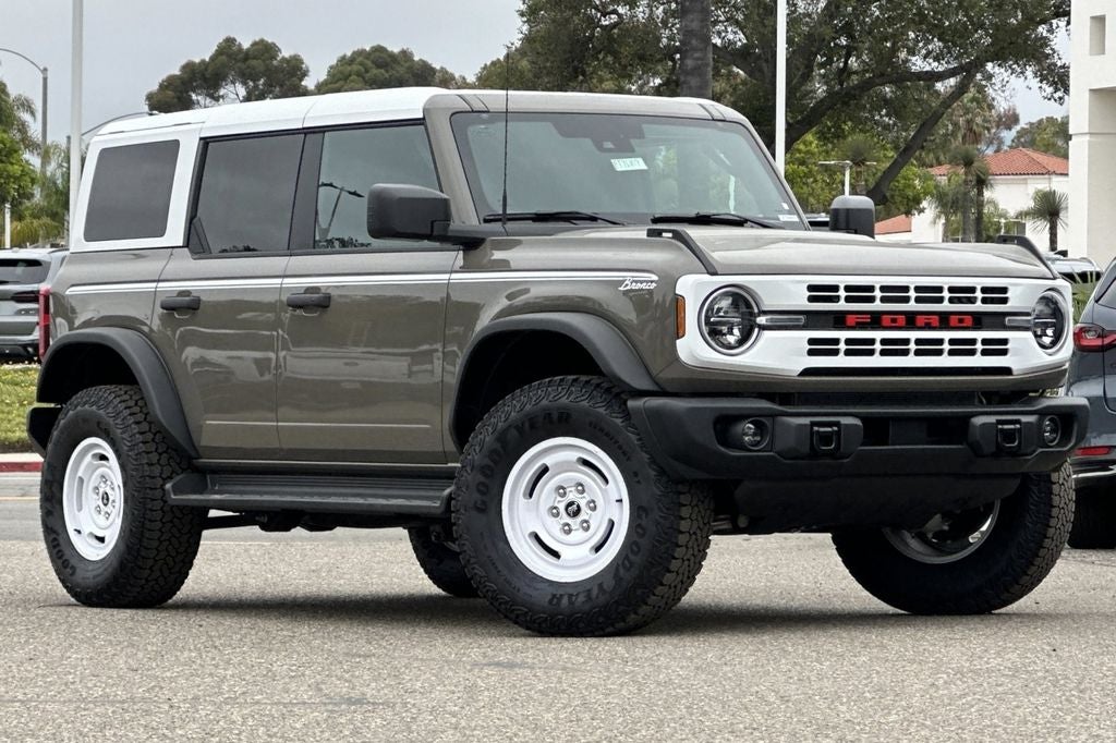 2026 Ford Bronco Heritage Edition 4x4's photo