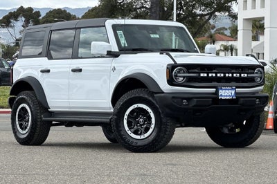 2026 Ford Bronco Outer Banks