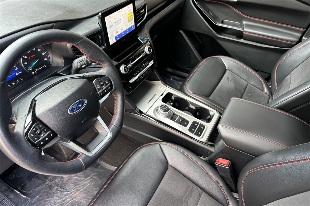 2024 Ford Explorer ST-Line