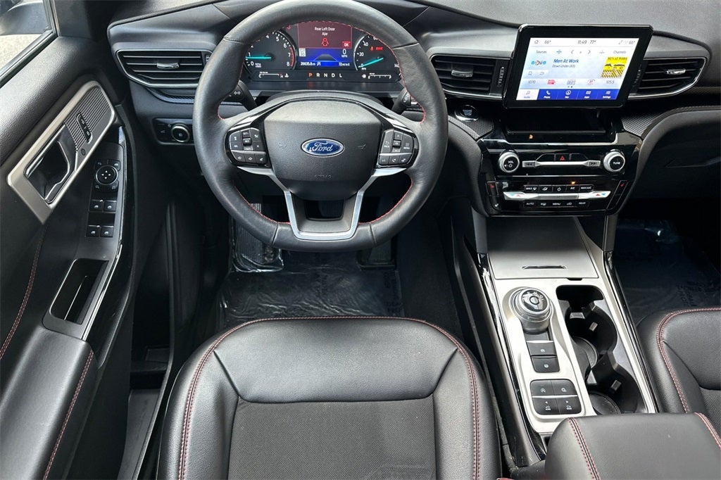 2024 Ford Explorer ST-Line