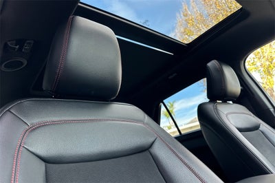 2024 Ford Explorer ST-Line