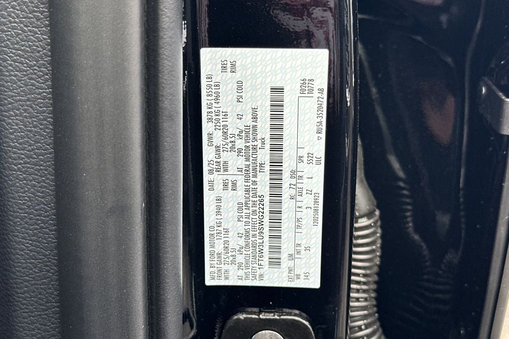 2025 Ford F-150 Lightning Flash