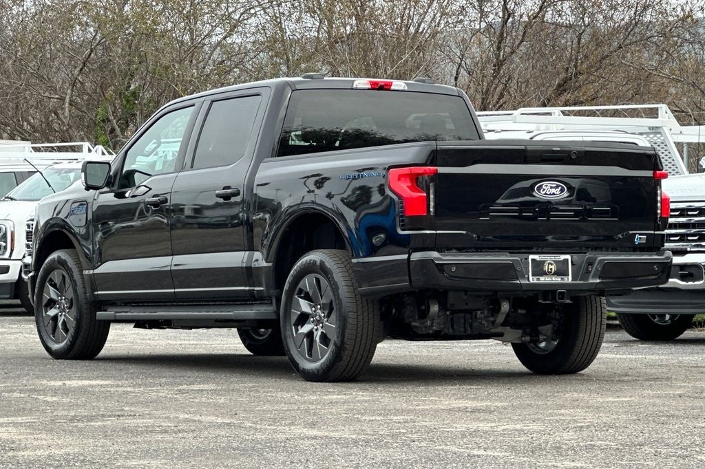 2025 Ford F-150 Lightning Flash