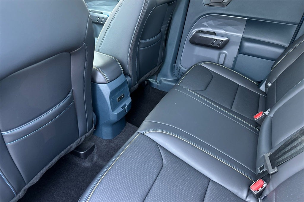 2025 Ford Maverick Lobo Standard