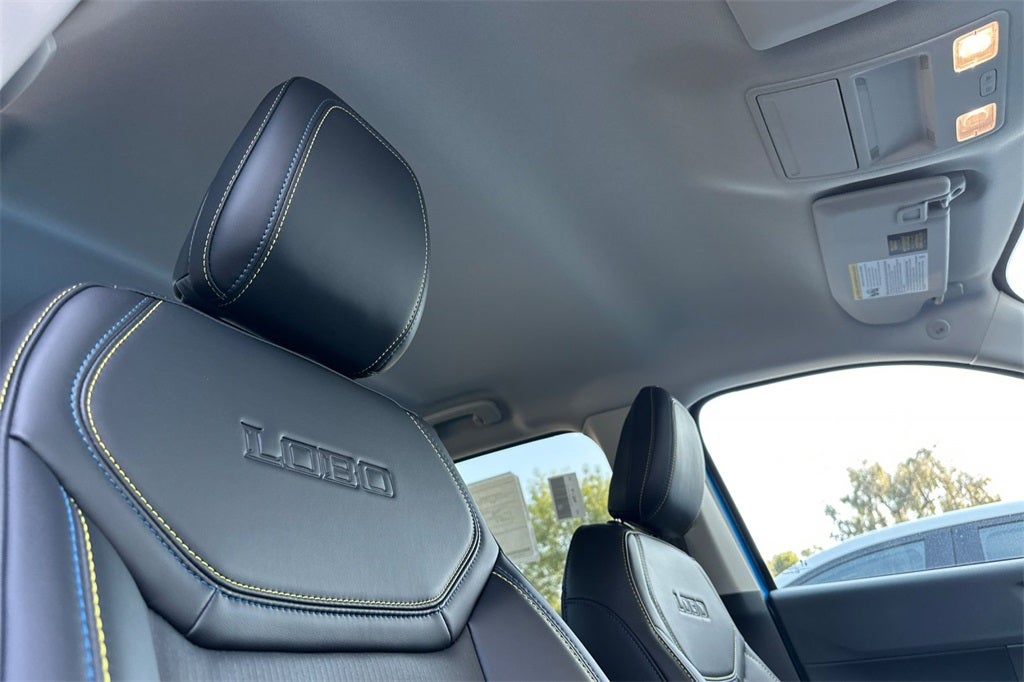 2025 Ford Maverick Lobo Standard