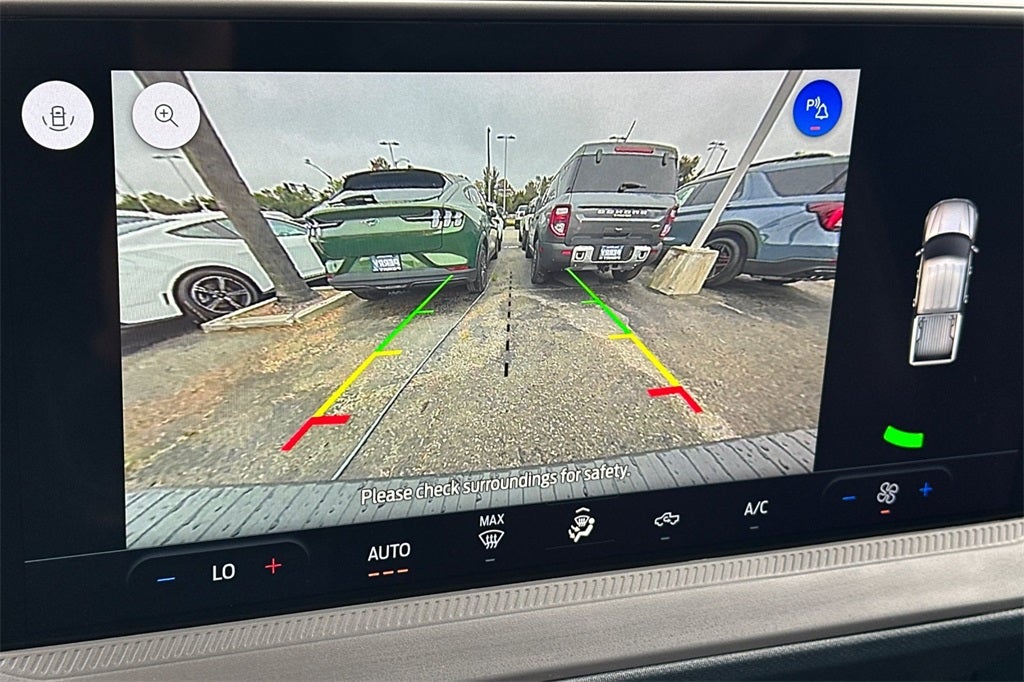 2025 Ford Maverick Lobo Standard