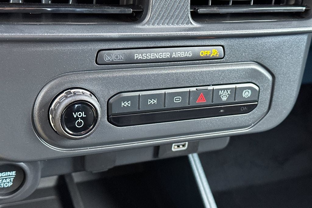 2026 Ford Maverick Lobo Standard