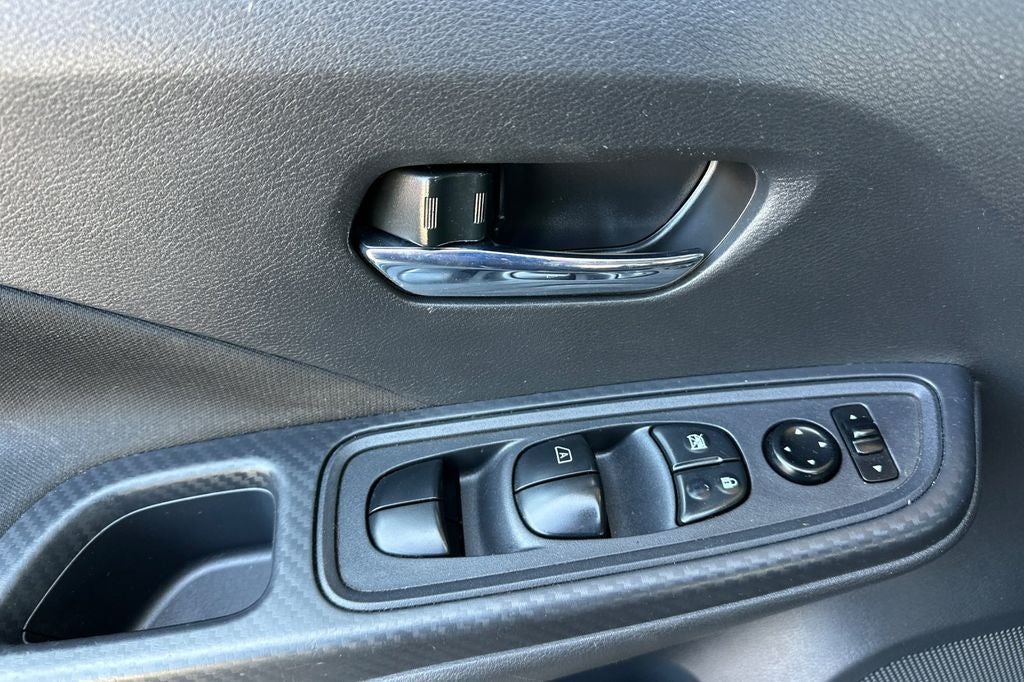 2021 Nissan Versa 1.6 SV