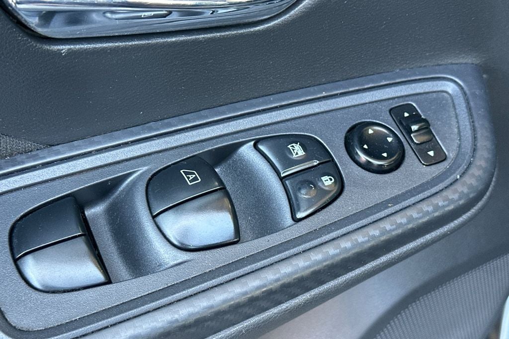 2021 Nissan Versa 1.6 SV