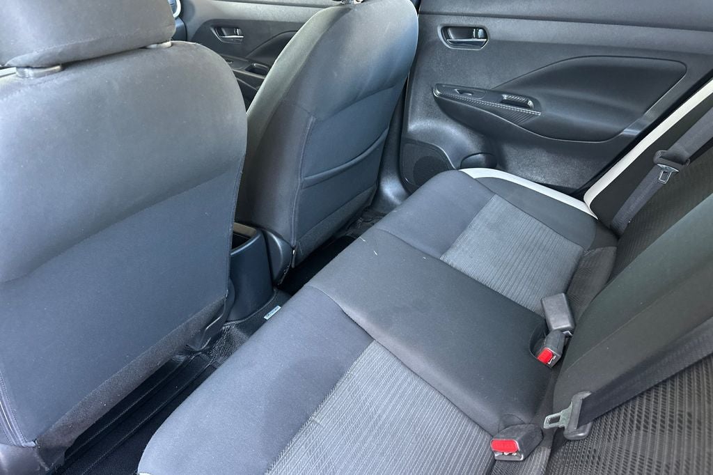 2021 Nissan Versa 1.6 SV