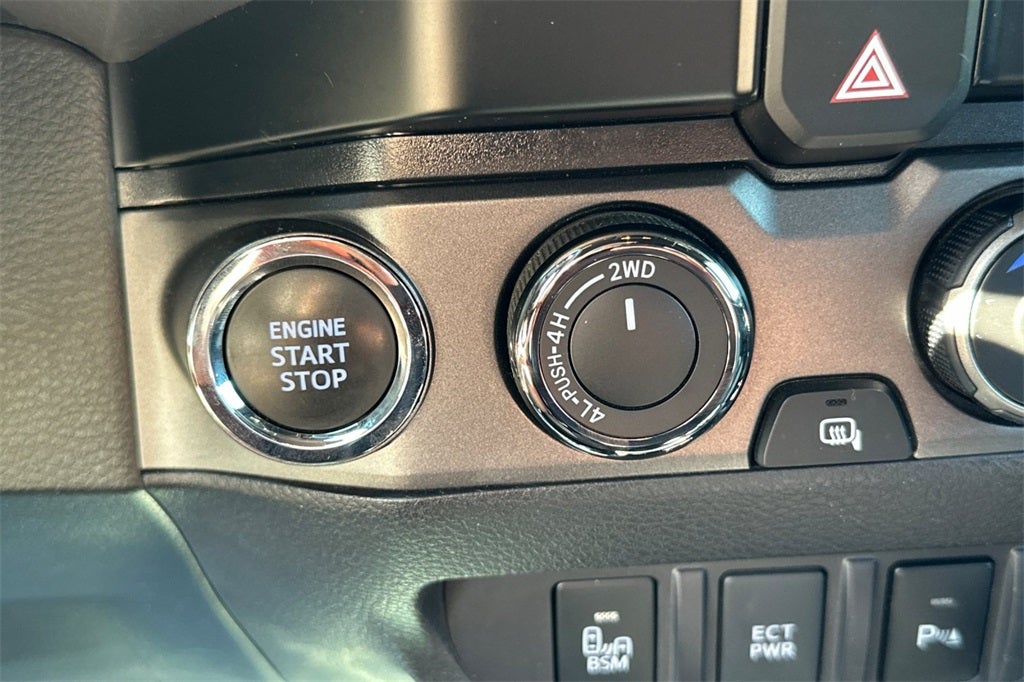 2023 Toyota Tacoma TRD Sport V6