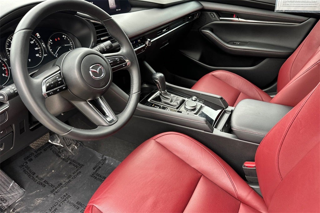 2024 Mazda Mazda3 2.5 S Carbon Edition