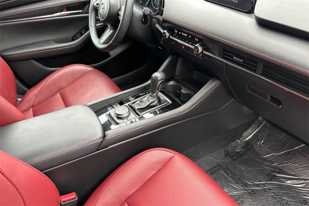 2024 Mazda Mazda3 2.5 S Carbon Edition