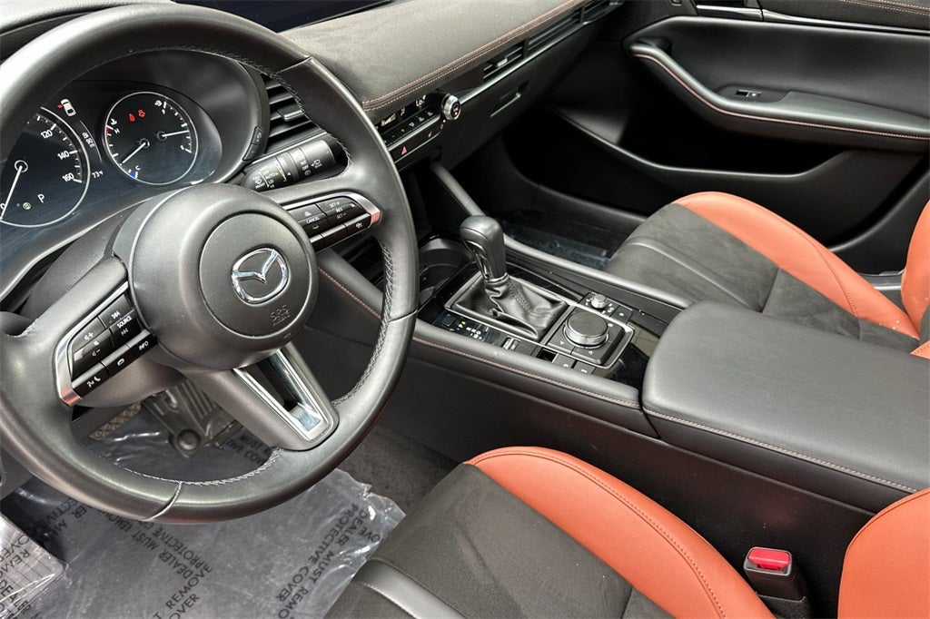 2024 Mazda Mazda3 2.5 Carbon Turbo