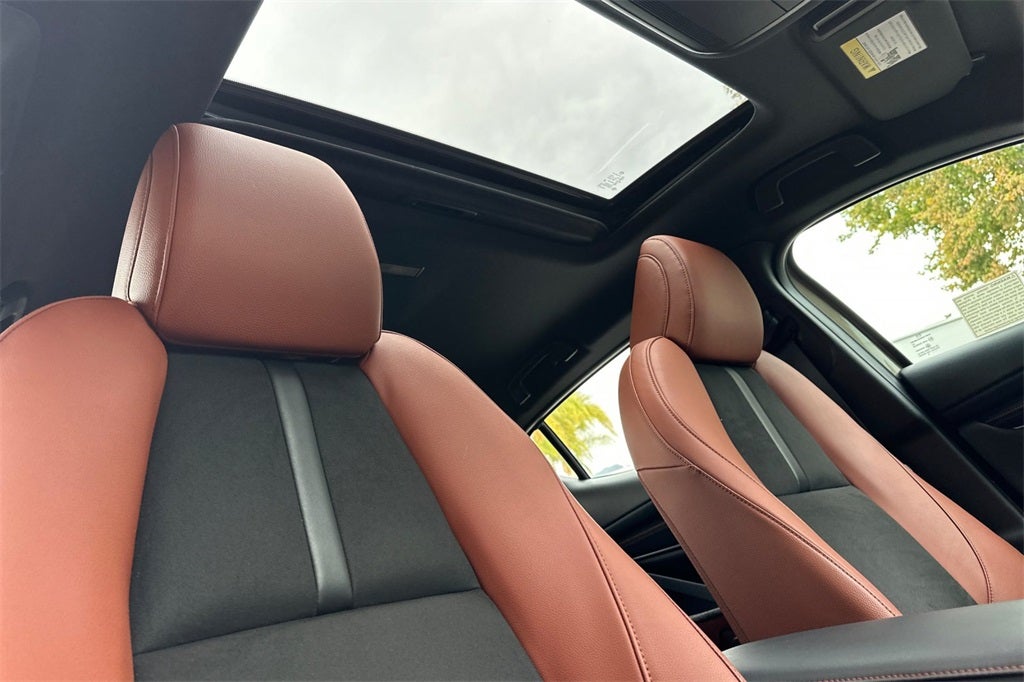 2024 Mazda Mazda3 2.5 Carbon Turbo