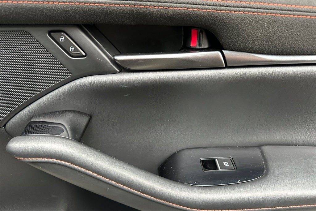 2024 Mazda Mazda3 2.5 Carbon Turbo