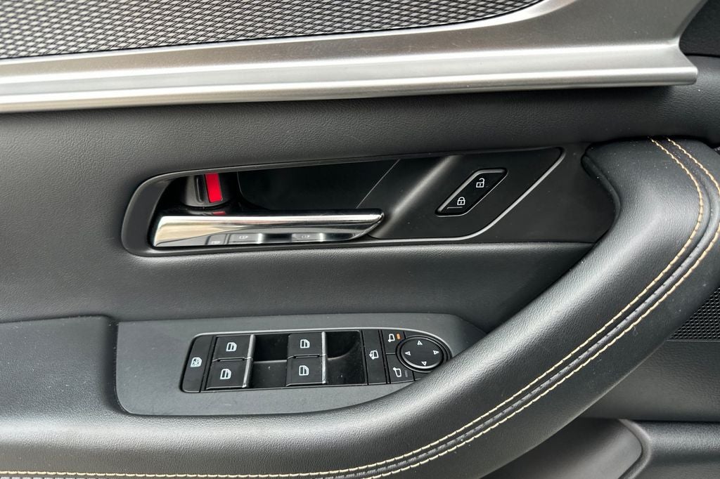 2025 Mazda Mazda CX-70 PHEV Premium Plus